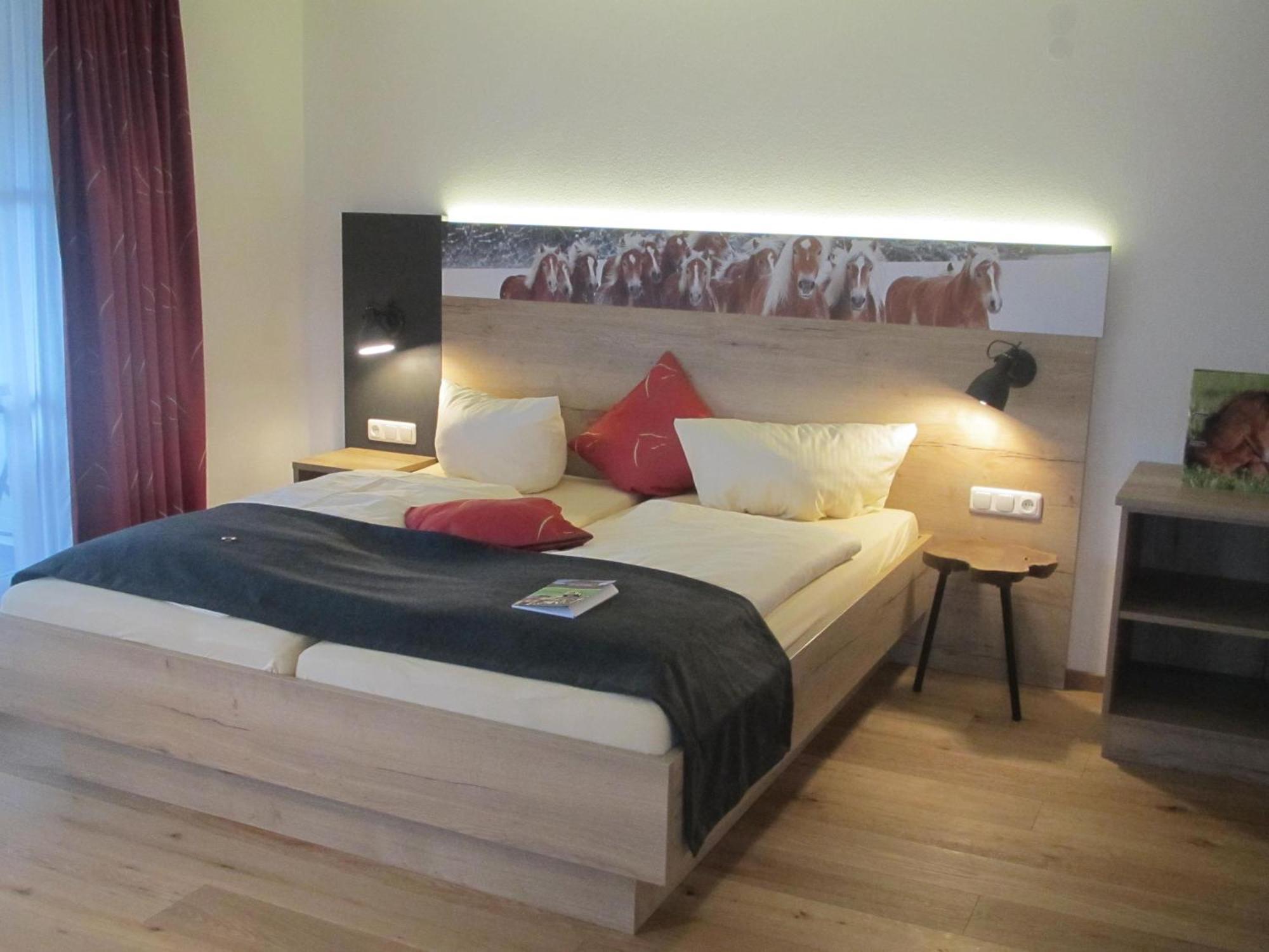 Haflingerhof Hotel Roßhaupten Eksteriør billede